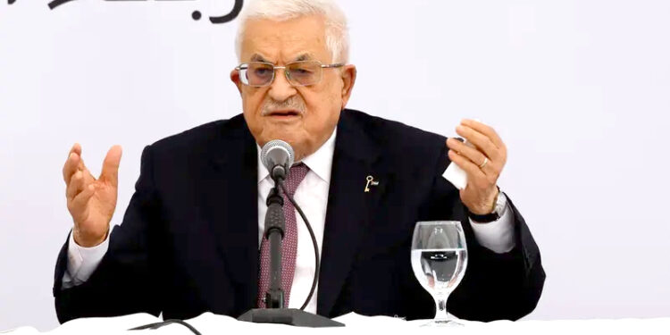 دوحہ پر اسرائیلی حملے علاقائی استحکام کے لیے خطرے کی گھنٹی ہیں: محمود عباس