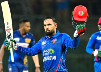 افغانستان کے آل راؤنڈر محمد نبی کی زبردست بیٹنگ، ریکارڈ بنا لیا