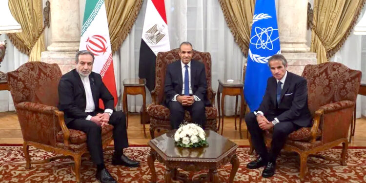 ایران اور بین الاقوامی جوہری ادارے کے درمیان تعاون کے فریم ورک پر اتفاق