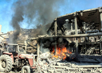 غزہ پر اسرائیلی فوج کے حملوں میں 50 افراد شہید