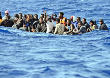 کشتی ڈوبنے سے 40 افراد کی موت