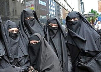 حجاب پر پابندی کا بِل پیش خلاف ورزی پر بھاری جرمانہ