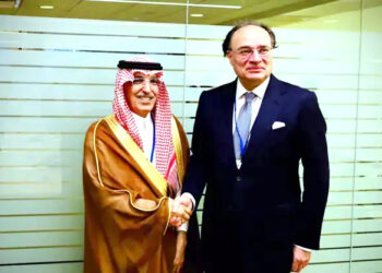 پاکستان اسٹریٹجک سرمایہ کاری کو فروغ دینے کیلئے پُرعزم ہے: وزیر خزانہ