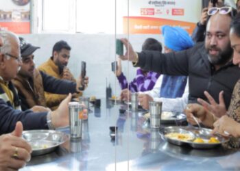 کوئی بھی بھوکا نہ رہے، یہ گڈ گورننس کی پہچان ہے: وزیر اعلیٰ ریکھا گپتا
