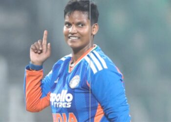 دپتی شرمانے سب سے زیادہ وکٹ لینے کا ریکارڈ برابر کیا