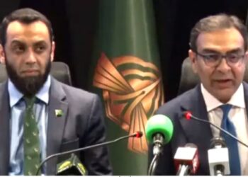 قومی ایئر لائن کے نئے مالکان اپریل سے ادارے کا عملی کنٹرول سنبھال لیں گے