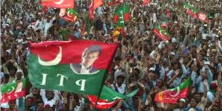 پی ٹی آئی نے عسکری قیادت کے خلاف اشتعال انگیز پوسٹ ڈیلیٹ کردی