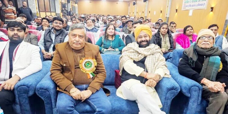 نئے سال کے موقع پر گنگا جمنی مشاعرہ اور کوی سمیلن کا انعقاد