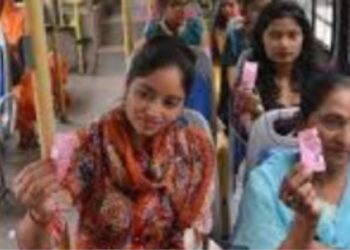 ڈی ٹی سی بس میں مفت سفر کے لیے دہلی ایڈریس آدھار کارڈ ضروری