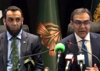 قومی ایئر لائن کے نئے مالکان اپریل سے ادارے کا عملی کنٹرول سنبھال لیں گے