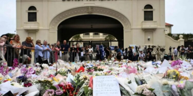 سڈنی ساحل واقعے میں ملوث باپ بیٹا کسی دہشت گرد گروہ کا حصہ نہیں، آسٹریلوی پولیس