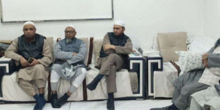 ”مساجد میں بچھے فوم پر سجدہ شرعاً درست،ڈیجیٹل گولڈ کی خرید و فروخت میں شرعی تقاضے پورے نہیں ہوتے“