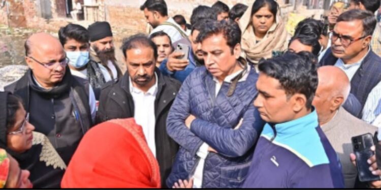 بی جے پی اور ’آپ‘ کے نکمّے پن کے وجہ سےکراری کے 10ہزار لوگ جہنم کی زندگی گزارنے پر مجبور