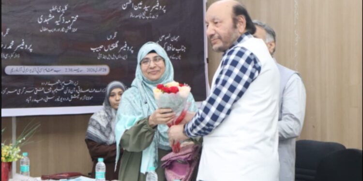 اچھے اور ذمہ دار شہری بنانے میں ادیب اطفال نمایاں کردار ادا کر سکتا ہے