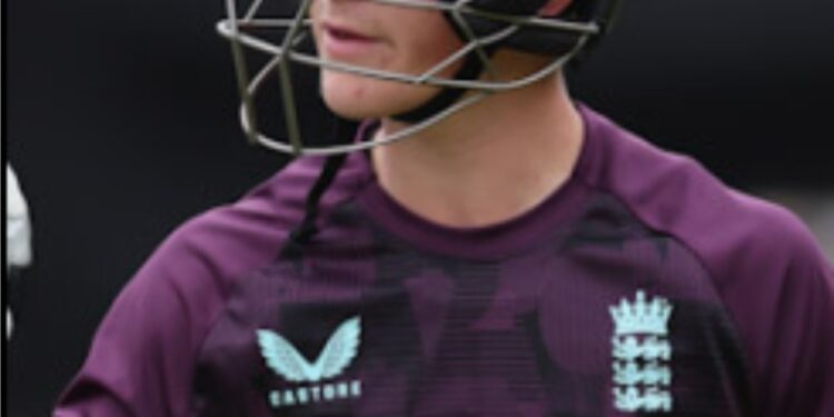 انڈر-19 ورلڈ کپ: بین میئس کی طوفانی سنچری، انگلینڈ کا اسکاٹ لینڈ کے خلاف 404 رنز کا پہاڑ جیسا مجموعہ