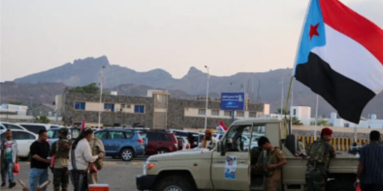 یمن میں جنوبی کونسل نے عدن میں سعودی طیارے کی لینڈنگ روک دی