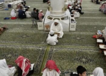 مسجد نبوی میں ایک سال میں 8335 طلبہ وطالبات نے قرآن حفظ کیا