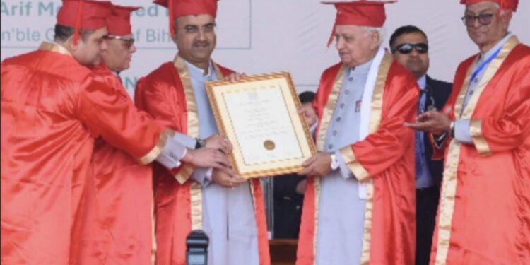 الکریم یونیورسٹی، کٹیہار کا چوتھا کانووکیشن کامیابی کے ساتھ منعقد، گورنر عارف محمد خان مہمانِ خصوصی