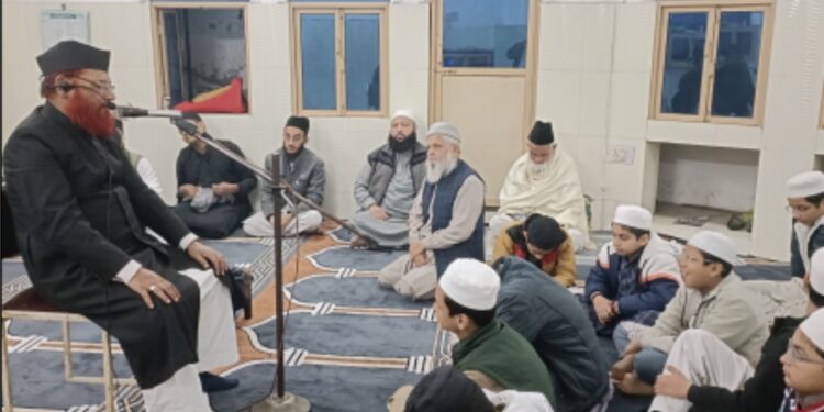 امیرالمؤمنین حضرت علیؓ کے علم اطراف وجوانب سےبہتاتھا:قاری محمد صدیق مسجد ایکمنارہ اکبری گیٹ میں یوم علیؓ جلسے کا انعقاد