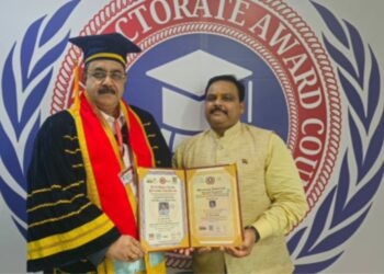 دلیپ کمار کو سماجی خدمات کے لیے ڈاکٹریٹ کی ڈگری سے نوازا گیا،عالمی انسانی حقوق کے تحفظ کمیشن کے قومی نائب صدر بنے