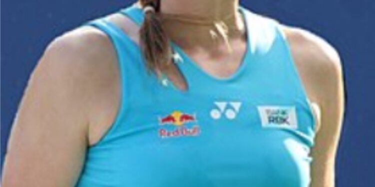 دبئی ٹینس چیمپئن شپ: ٹاپ سیڈ ایلینا ریباکینا انجری کے باعث باہر، اینٹونیا روزک کی تاریخی پیش قدمی