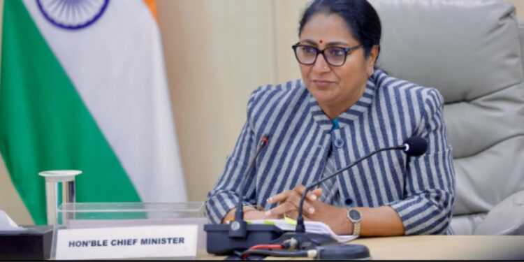 راجدھانی میں آلودگی اور ٹریفک جام کا جلد حل : ریکھا گپتا