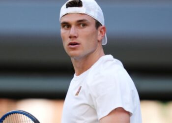 دبئی میں پہلی بار کھیلنا میرے لیے اعزاز کی بات ہے: جیک ڈریپر