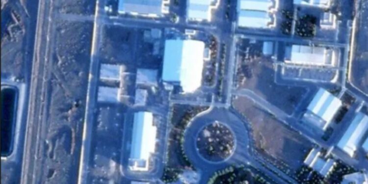 ایران کے اصفہان اور نطنز کی تنصیبات میں ’سرگرمی‘ کا انکشاف