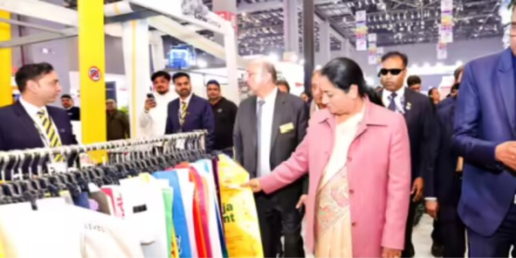 پلاسٹک کی ترقی اور ریسائیکلنگ کا بہتر استعمال کیا جائے