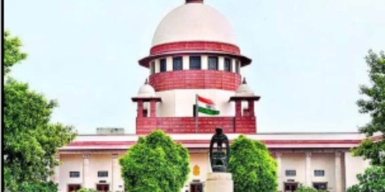 سپریم کورٹ نے بابر کے نام پر مسجد کی  تعمیر روکنے والی درخواست مسترد کی