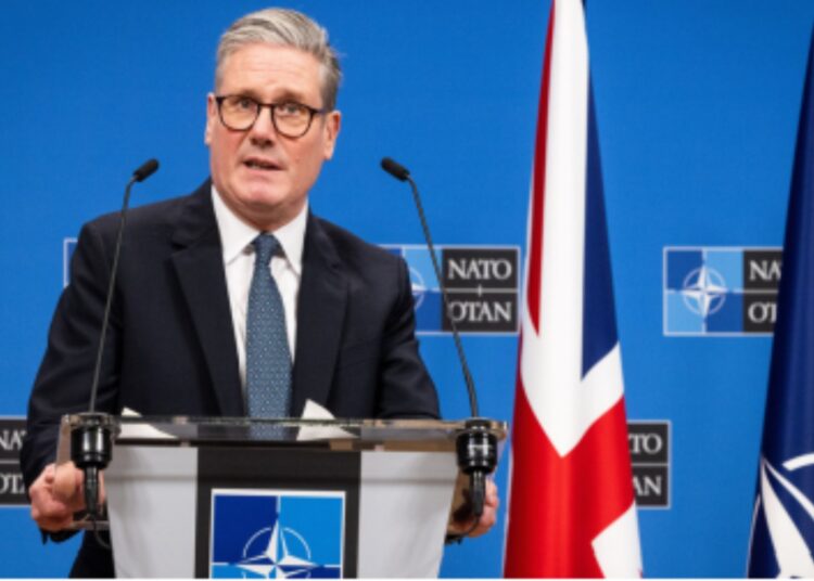 وزیر اعظم اسٹارمر نے مینڈیلسن کی تقرری پر عوامی طور پر معذرت کی