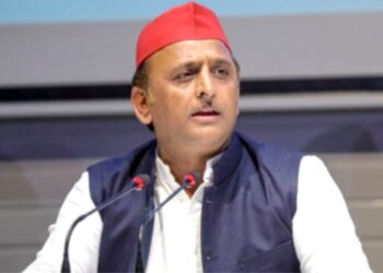 بی جے پی کے ساتھ یوگی حکومت کا الوداعی بجٹ: اکھلیش یادو