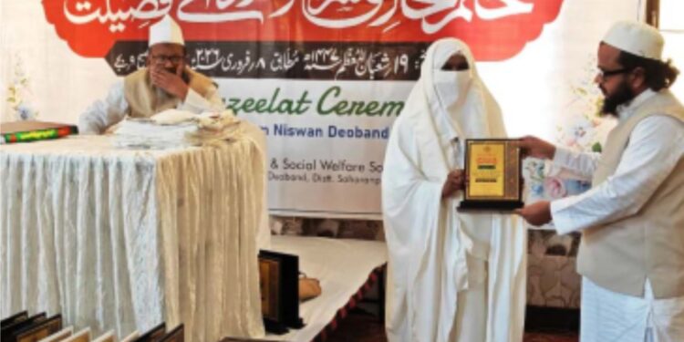 معاشرے میں تعلیمی بیداری لانے کے لئے خواتین کا تعلیم یافتہ ہونا ضروری: مولانا عبداللطیف