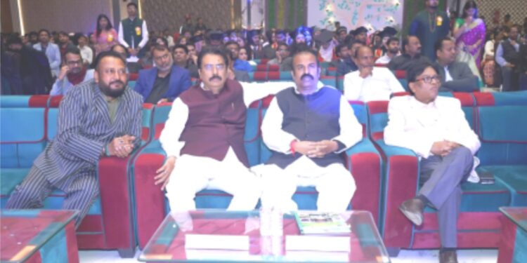 بہار صحت کے شعبوں میں دیگر ریاستوں سے بہت آگے نکل گیا ہے: وزیر ، ایم ایم ڈی سی اینڈ اسپتال میں اسناد تقسیم تقریب کا ہوا اہتمام