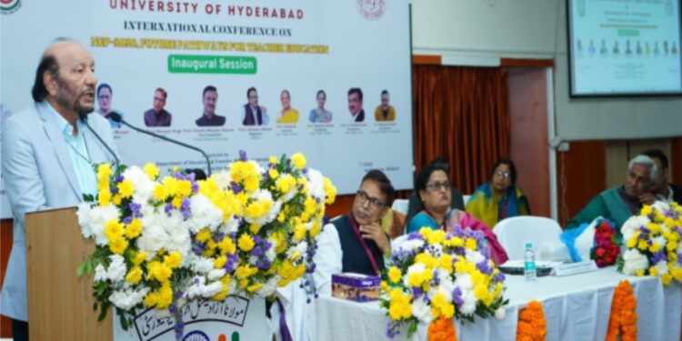 بامعنی مکالمہ اور علمی اختلاف ہی تعلیمی ترقی کی بنیاد