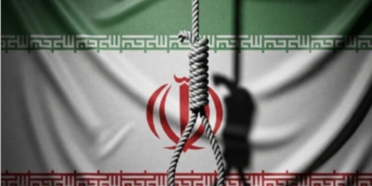 ایران نے پولیس اہلکاروں کے قتل کے جرم میں تین افراد کو پھانسی دے دی