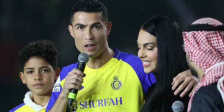 کشیدگی کے باعث کرسٹیانو رونالڈو کی سعودی عرب سے ہنگامی روانگی