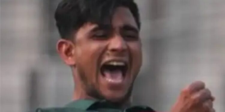 تنزید حسن کی شاندار سنچری: بنگلہ دیش نے پاکستان کو 291 رنز کا ہدف دیا