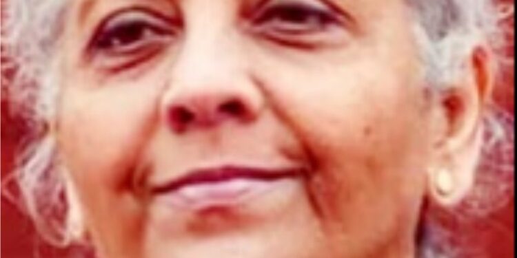 مودی نہیں چاہتے تھے کہ پیٹرولیم قیمتیں بڑھیں، لاک ڈاؤن نہیں لگے گا: سیتا رمن