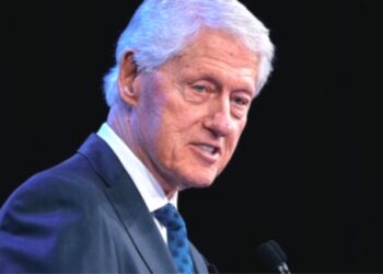 بل کلنٹن سے 6 گھنٹے سے زائد بند کمرہ سماعت میں ایپسٹین فائلز سے متعلق سخت سوالات