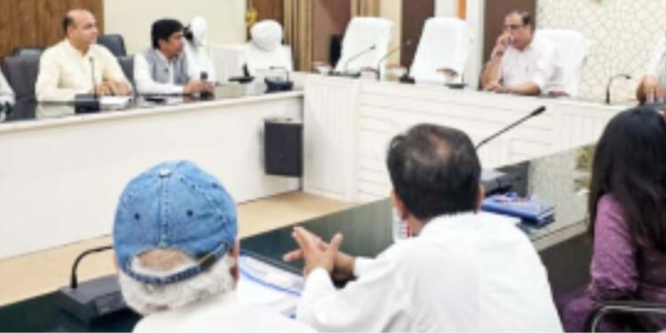 ضلع میں ایل پی جی گیس سلنڈر، ڈیژل؍ پٹرول وافر مقدار میں دستیاب ہے