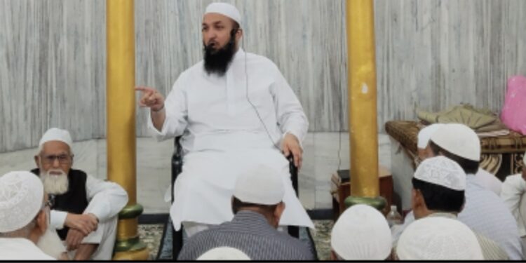 قرآن کریم کا معجزہ قیامت تک باقی رہے گا، حفاظ، ائمہ اور مؤذنین کا اکرام و کفالت قوم کی دینی ذمہ داری ہے