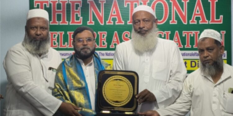 سینئر صحافی شاہد خان کو تمل ناڈو کے میل وشارم میں بیسٹ اردو ایڈیٹر 2025  ایوارڈ سے نوازا گیا