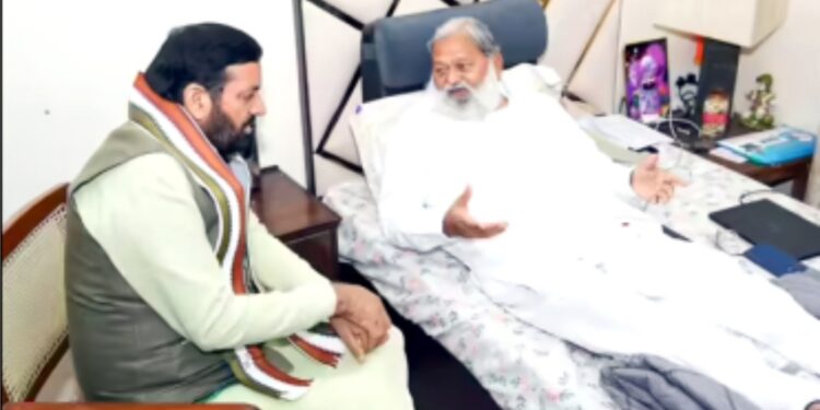 وزیر اعلیٰ نایاب سینی نے زخمی انل وج کی عیادت کی، ان کی  خیریت دریافت کی اور ان کی جلد صحت یابی کی خواہش کی