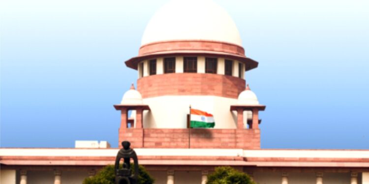 شریعت ایپلی کیشن ایکٹ، 1937 کو عدالتی طور پر کالعدم قرار دینے کے بجائے، یکساں سول کوڈ لانے کے لیے پارلیمان کی حکمت پر چھوڑ دینا بہتر: سپریم کورٹ