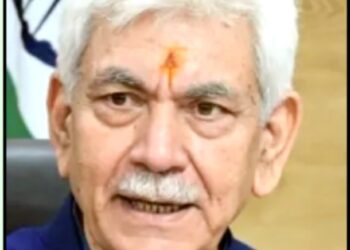 جموںو کشمیر میںدہشت گردی سکڑ گئی، لیکن  مذہبی دہشت گردی ایک چیلنج: منوج سنہا
