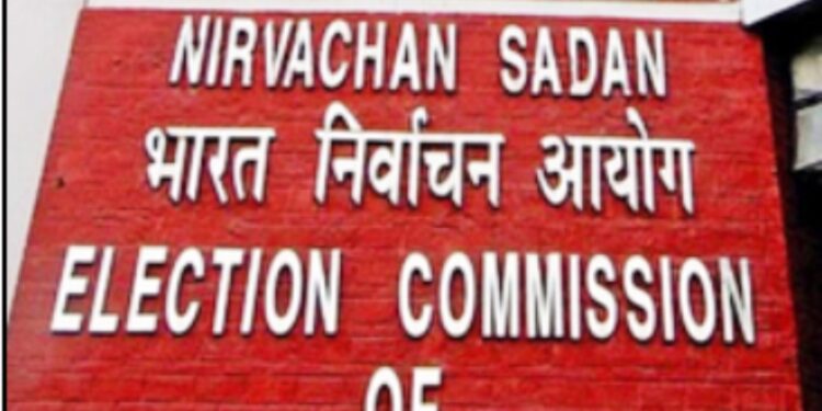 سرکاری اور نجی املاک پر لگائے گئے پوسٹرفوراً ہٹائے جائیں