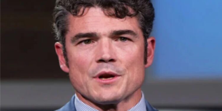 ایران کا جوہری پروگرام یا اسرائیلی دباؤ ٹرمپ کے مستعفی مشیر نے ایران جنگ کی وجوہات بتا دیں