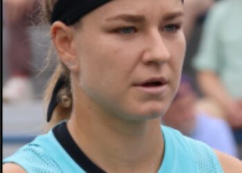 میامی اوپن: کیرولینا موچووا پہلی بار سیمی فائنل میں، کینیڈین اسٹار وکٹوریہ مبوکو کو شکست