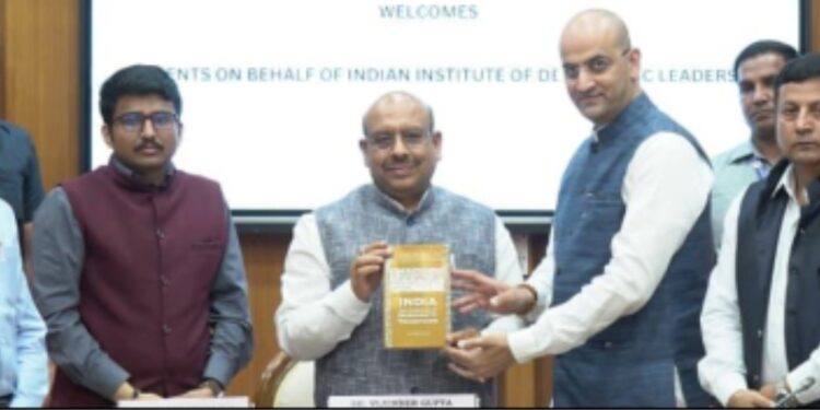 اسمبلی اسپیکر نے طلباء کو دہلی قانون ساز اسمبلی کے نئے اقدامات کی جانکاری دی